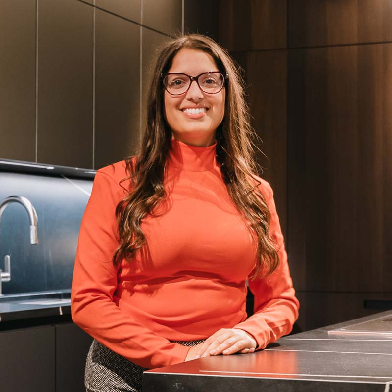 alyssa barquet, real estate agent